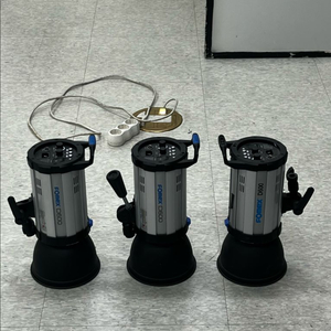 포맥스 d600외 스탠드 소프트박스 엄브렐러 팝니다