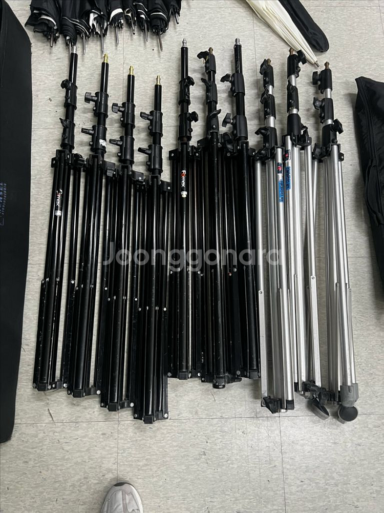 포맥스 d600외 스탠드 소프트박스 엄브렐러 팝니다--2