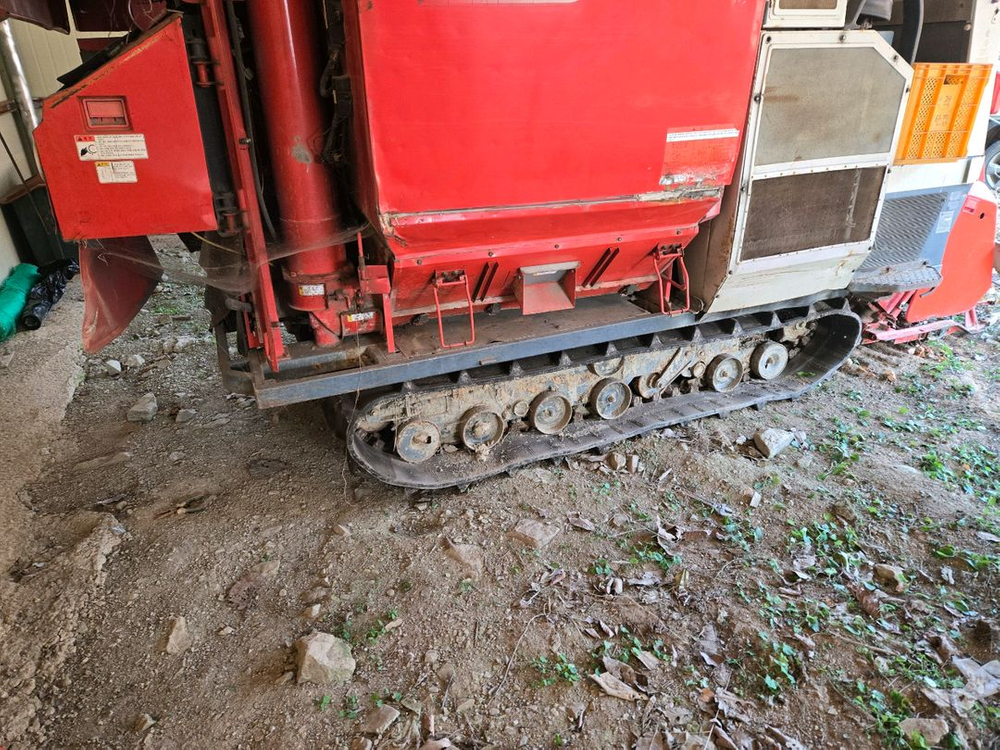 대동 콤바인 이미지