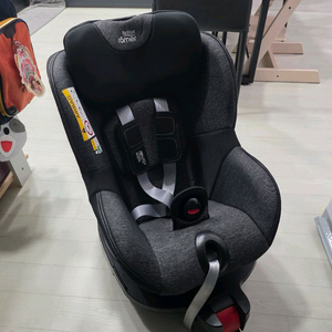 브라이텍스 듀얼픽스 아이사이즈 회전형 카시트