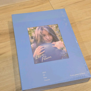 아이유 러브포엠 Love Poem 콘서트 블루레이 (미개봉)