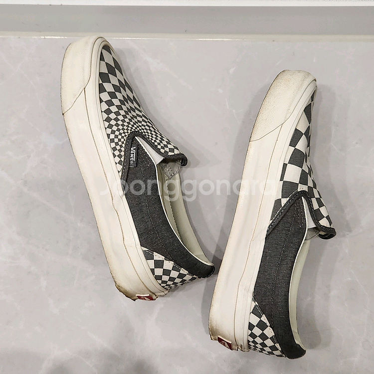 반스 슬립온 245사이즈 래디얼 체커보드/ 거의 새거--2