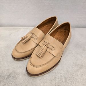 쿠에른 CUEREN 태슬 로퍼 단화 베이지 235