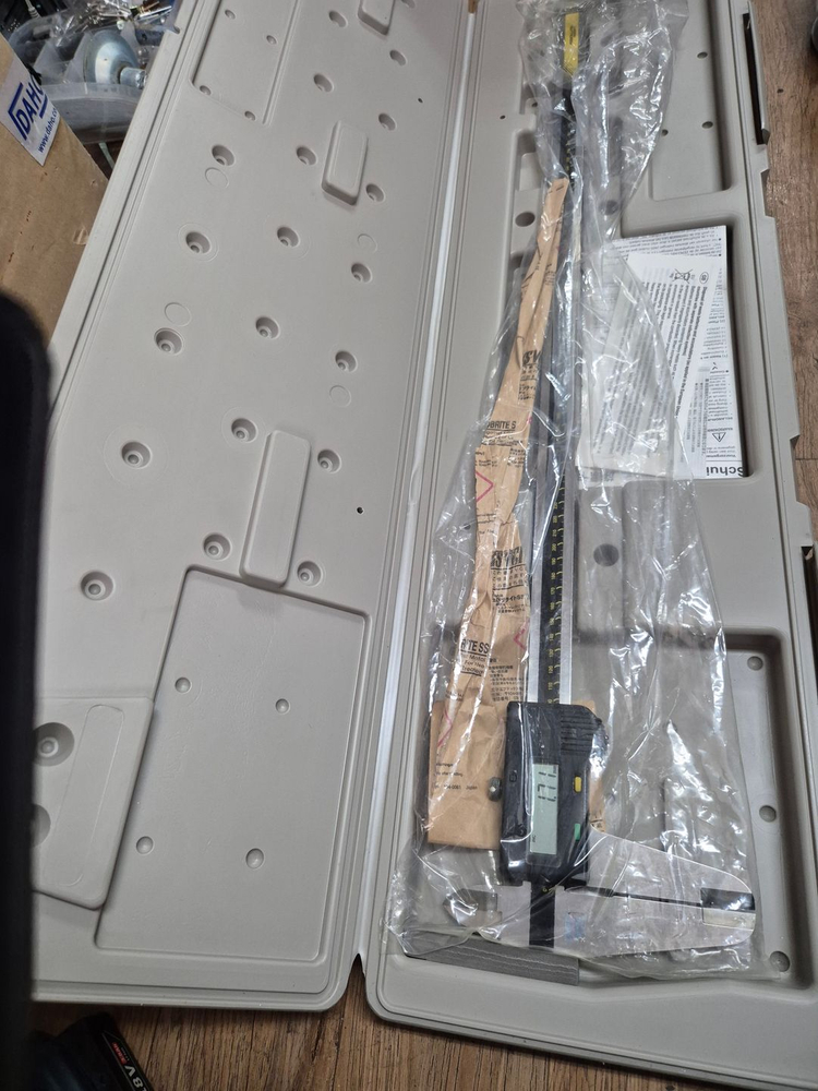 미쓰토요 디지털 버니어캘리퍼스(600MM) 이미지