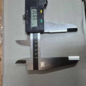 미쓰토요 디지털 버니어캘리퍼스(600MM) 이미지