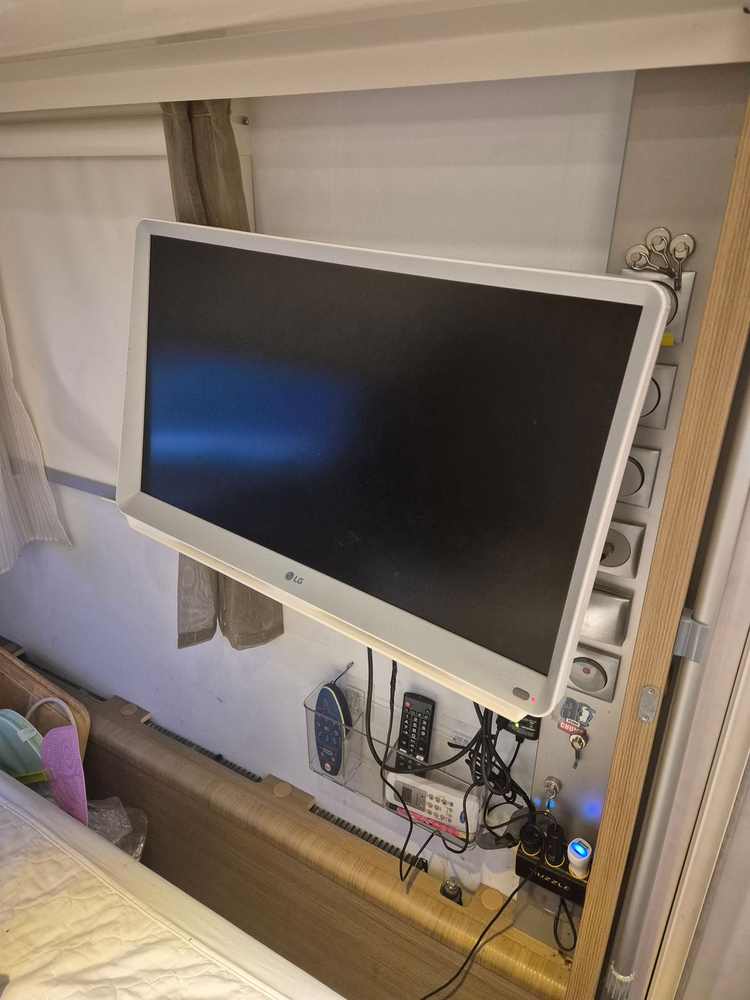 아드리아 573PT 팝니다. (2층침대 모델)--4