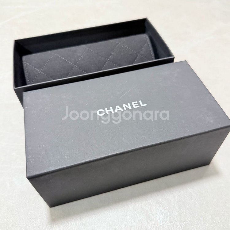 샤넬 하트 로고 선글라스--7