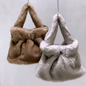 퍼 숄더백 [새제품]