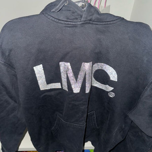 LMC 로고 후드티 이미지