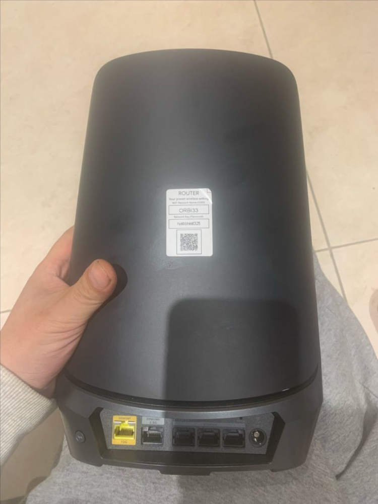 Orbi 960 시리즈 쿼드 밴드 WiFi 6E 메시 3팩 - 블랙 에디션--1