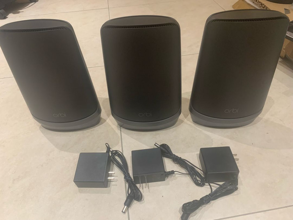 Orbi 960 시리즈 쿼드 밴드 WiFi 6E 메시 3팩 - 블랙 에디션--0