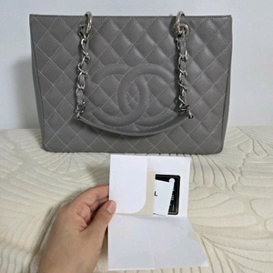 샤넬 그랜드샤핑 캐비어 은장 정품 상태최상 이미지