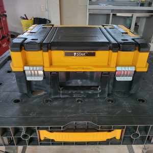 디월트 DCW 600 충전루터