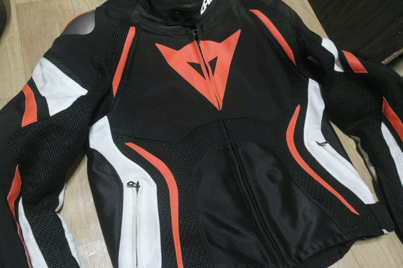 [신형] 다이네즈 이스트레마 자켓 44호 -검흰빨---1