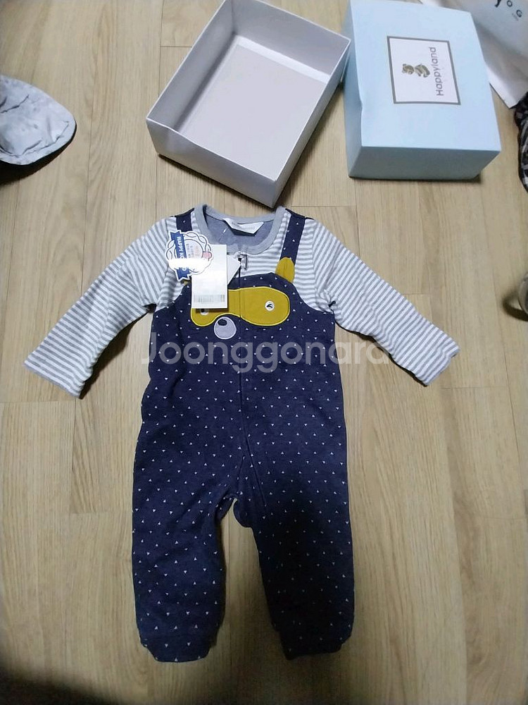 (새상품)해피랜드 우주복+ (새상품)모던하우스물병 = 2만원착불--2