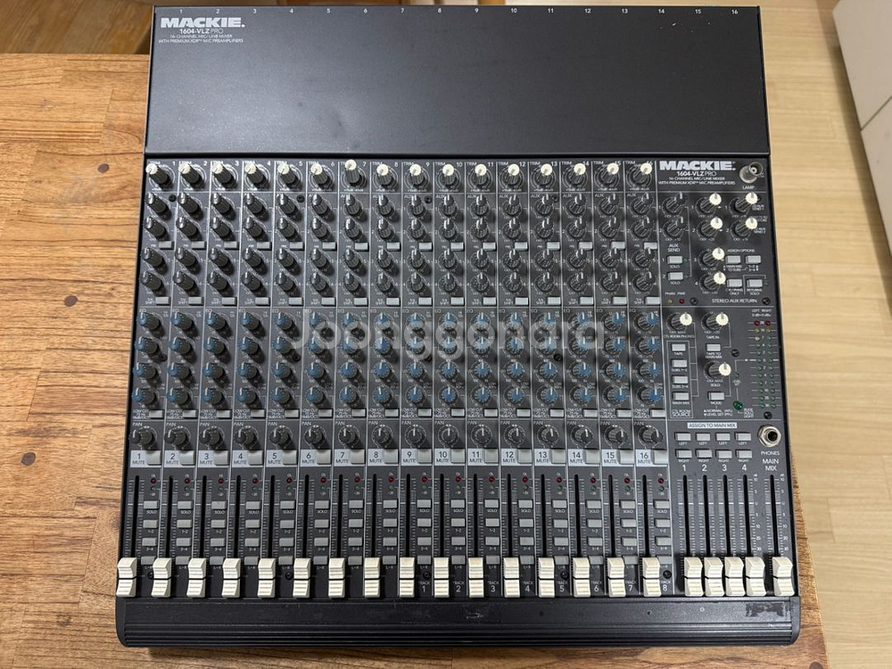 맥키 16채널 믹서--3