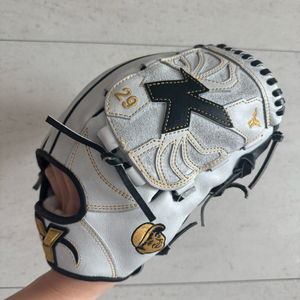 유니 김광현 한정판 야구 글러브