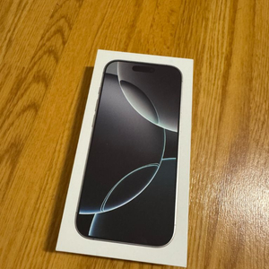 새제품 미국판 아이폰 16 Pro 화이트 128G 팝니다