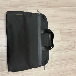 만다리나덕 서류가방