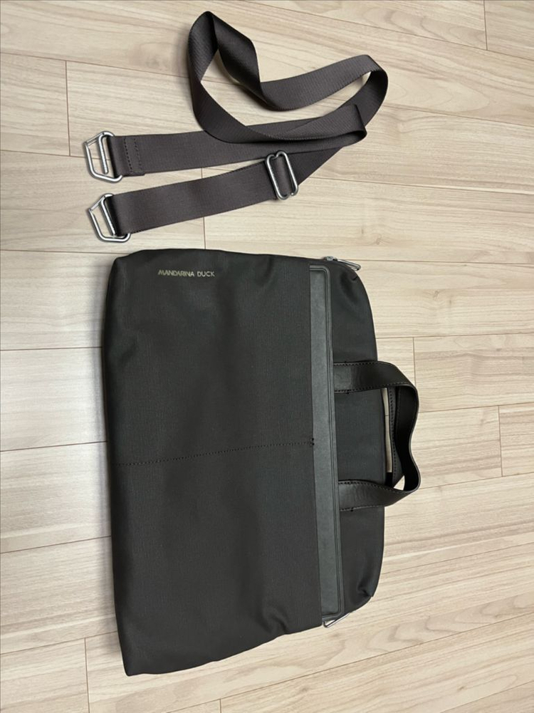 만다리나덕 서류가방--2