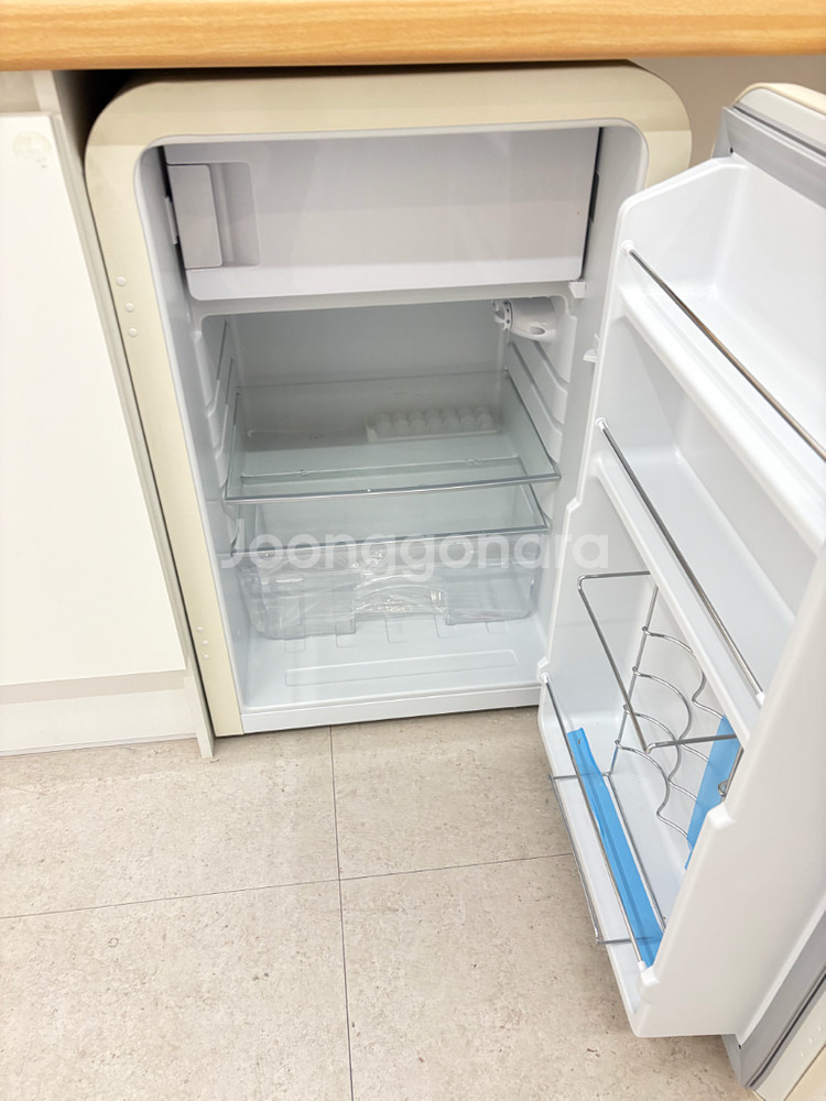 코스텔 미니 냉장고--1
