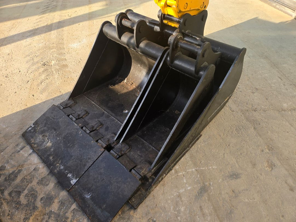 중고미니굴삭기 가토 HD35 2023년 8시간 중고굴삭기매매 중고포크레인--1