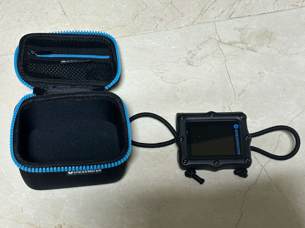 쉬어워터 페르딕스2 티타늄 블랙--1