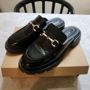 블랙블로퍼 39사이즈