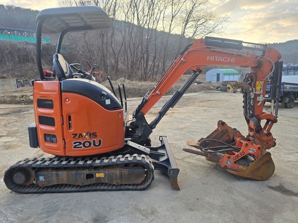 중고미니굴삭기 히타치 ZX20 2023년 930시간 중고굴삭기매매 중고포크레인--1