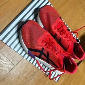 아식스 메타스피드 엣지 도쿄 260