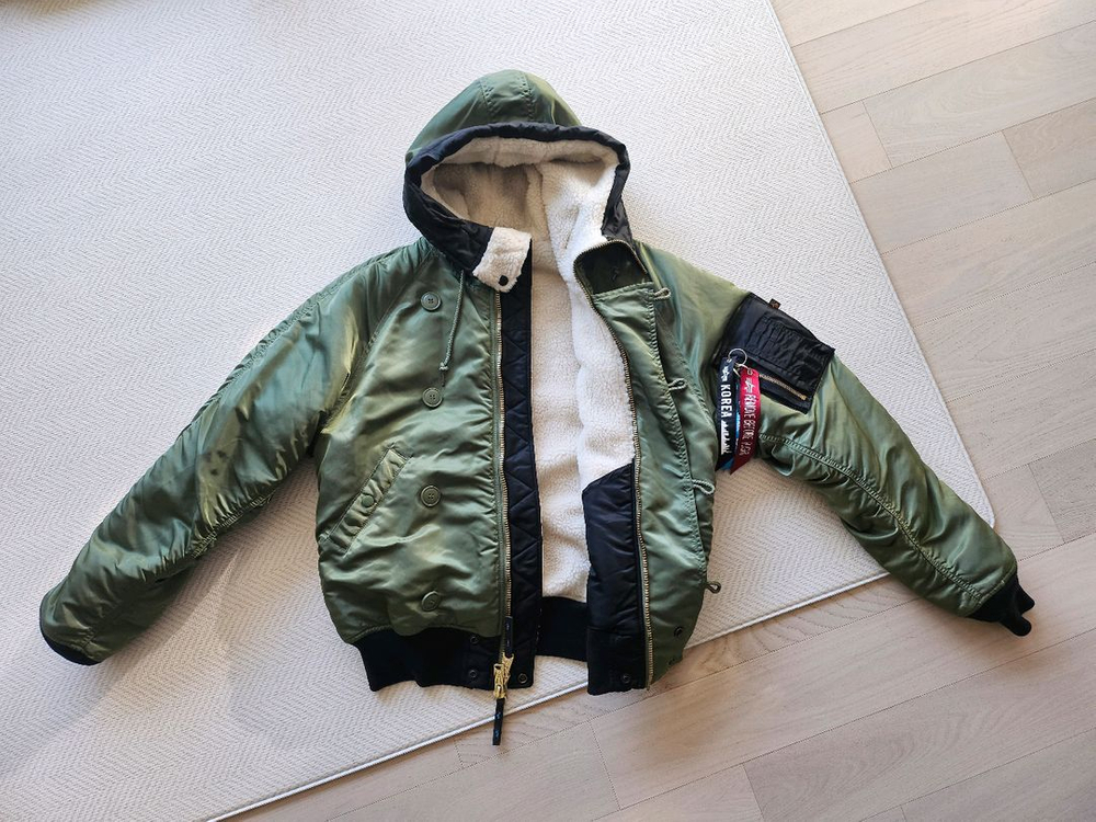 한정판 헬리녹스 알파인더스트리 MA-1 자켓 M--4