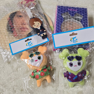 트와이스 콘서트 굿즈 이미지