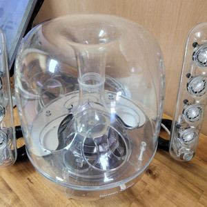 하만카돈 사운드스틱 3 팔아요. 이미지