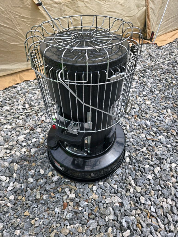 캠프27 캠핑난로 등유통 포함--1