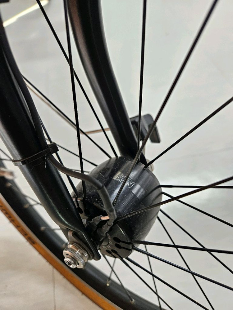 브롬톤 M6R 프레임라커 + 손 허브다이니모 + 에델룩스 전도등 후미등--5