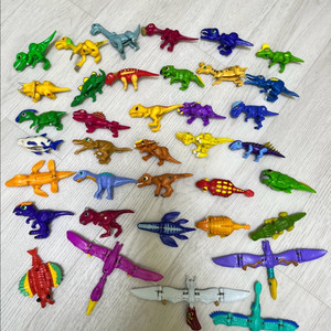 공룡메카드 장난감