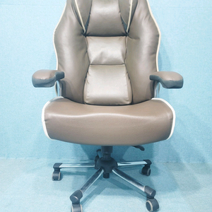 킹덤M 중고 게이밍의자 피시방의자 pc방의자 컴퓨터의자 오락실의자 피씨방의자