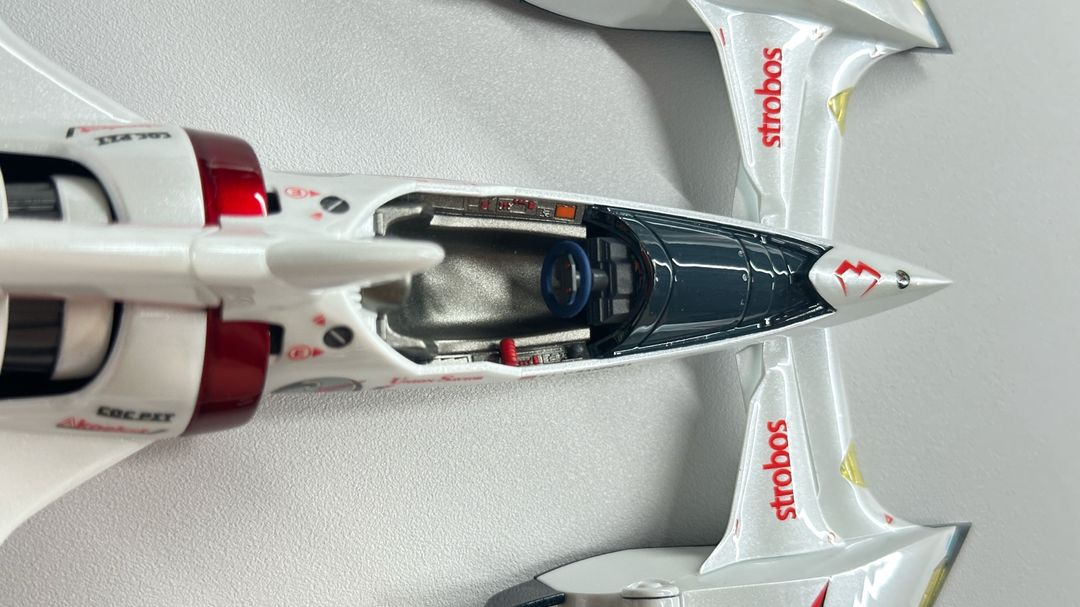 사이버포뮬러 1/24 이슈자크 00-X3/II 판매합니다. 도색작. 이미지