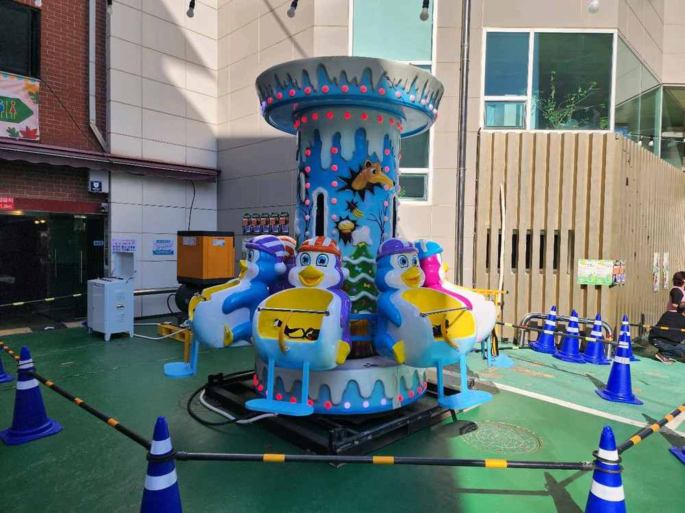 놀이기구 자이로드롭 바이킹 범퍼카 렌탈 이미지