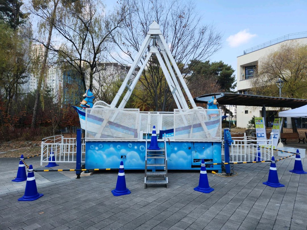 놀이기구 자이로드롭 바이킹 범퍼카 렌탈 이미지