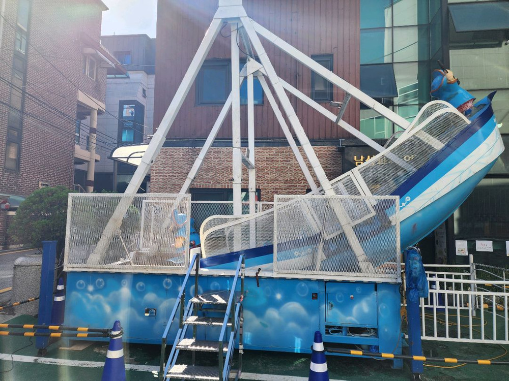 놀이기구 자이로드롭 바이킹 범퍼카 렌탈 이미지