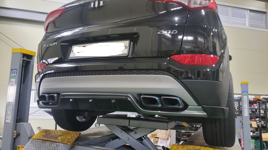 투싼 TL 제스트 리어 립 에어댐--3