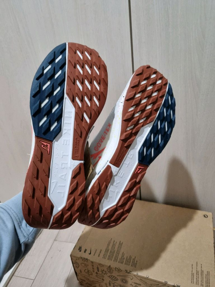 미시착새상품)) 나이키 페가수스트레일5 gtx 285--1