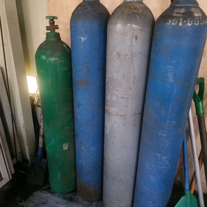 산소질소 아르곤 가스통 이미지