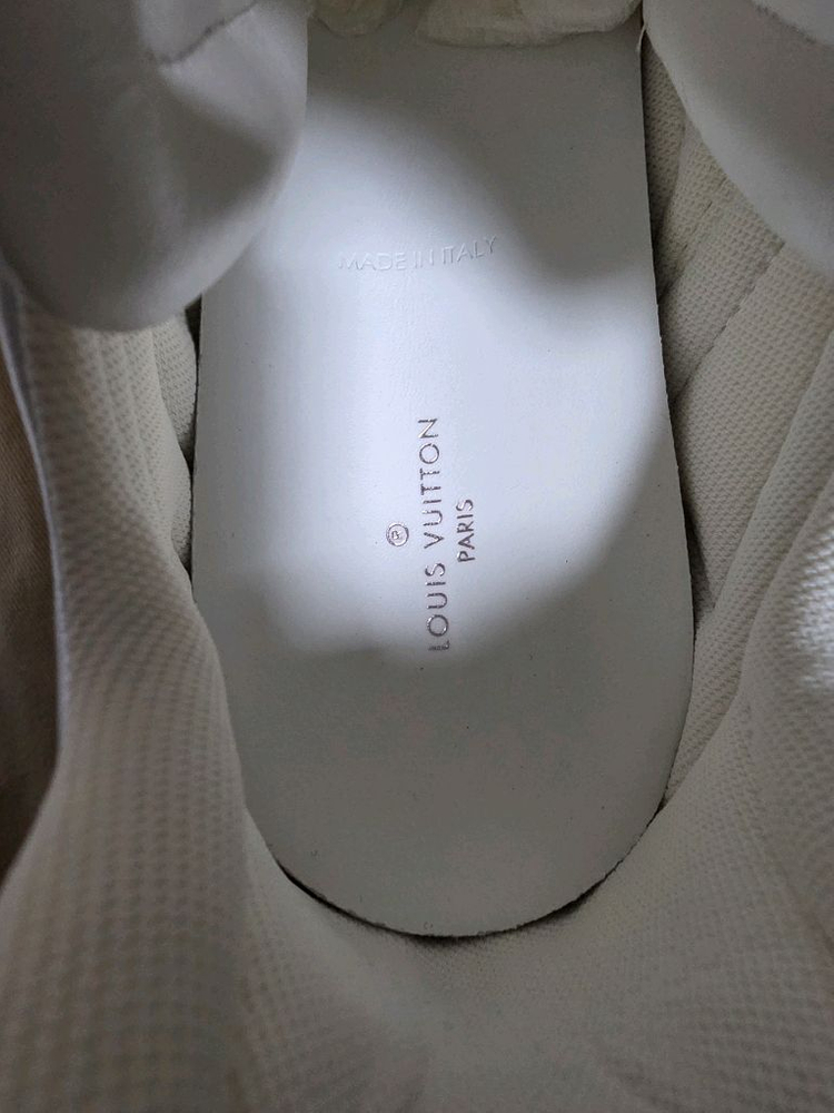 루이비통 아치라이트 스니커즈 이미지