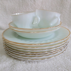 made in USA 미국 앵커호킹 밀크글라스 접시 컵 그릇 세트 이미지