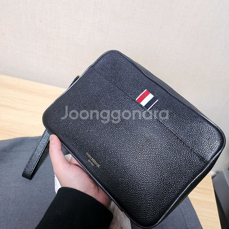 톰브라운 스트랩 클러치백--9