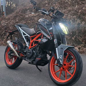 KTM 듀크390 18년식 1만km 에로우 구변완 최저가 판매합니다