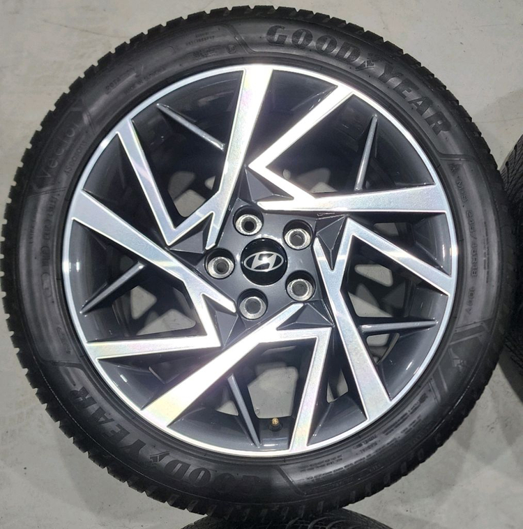 그랜저 18인치 휠타이어, 구형 G80 18인치 휠타이어, K7, K8--1