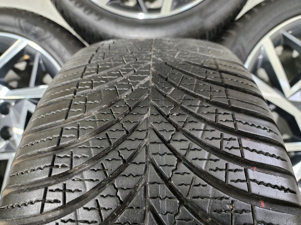 그랜저 18인치 휠타이어, 구형 G80 18인치 휠타이어, K7, K8--8